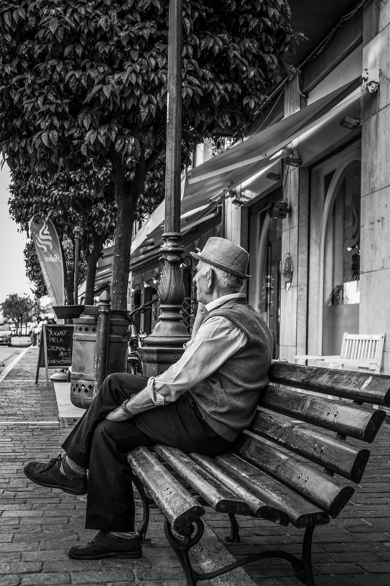 man-4191143_1920